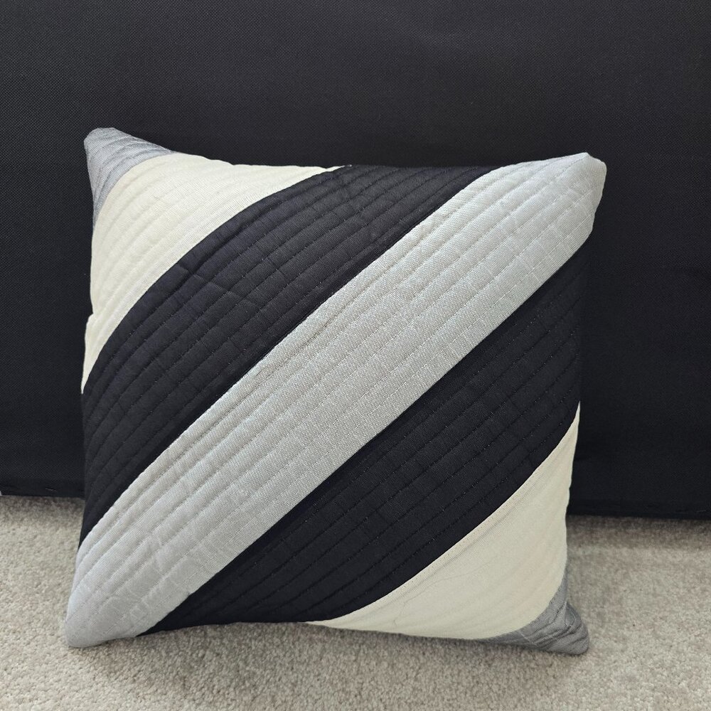 5 PCS set of Geometric Pattern Decorative Square Cushion Cover 15.5” x 15.5”